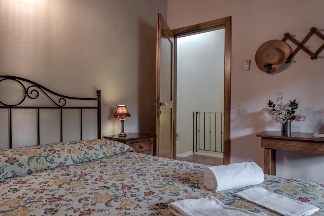Borgo Al Cerro Aparthotel Casole d'Elsa Exterior photo