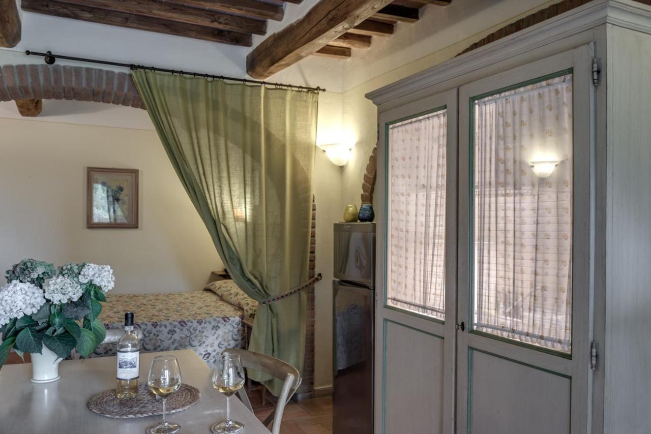 Borgo Al Cerro Aparthotel Casole d'Elsa Exterior photo