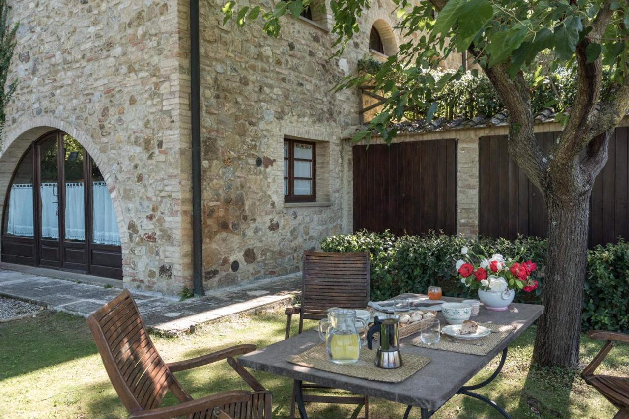 Borgo Al Cerro Aparthotel Casole d'Elsa Exterior photo